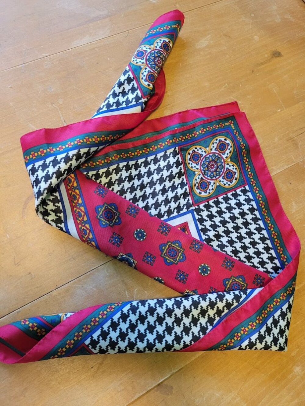 Vintage AVON Italian scarf - 1988 - Picture 3 of 6